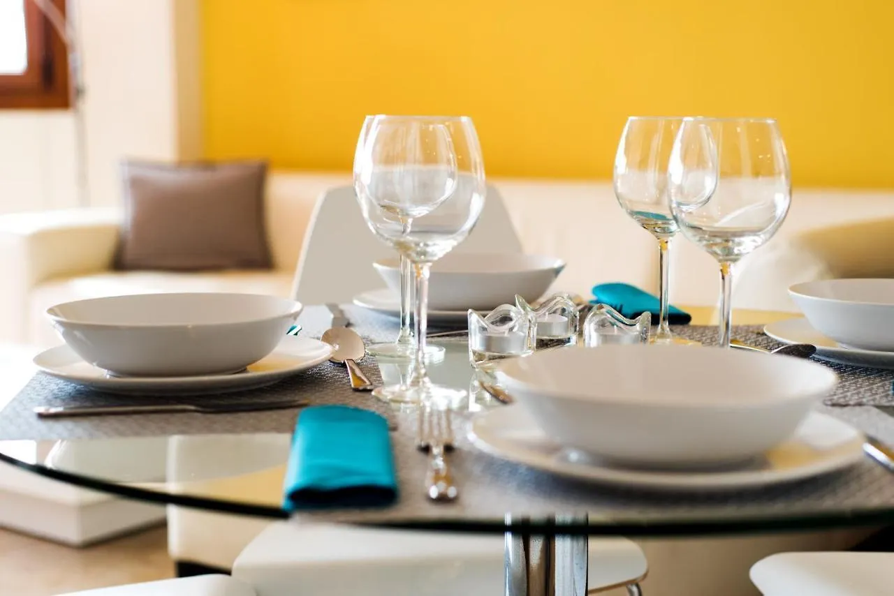 Apartamento Con Vistas Al Mar En El Higueron Benalmádena